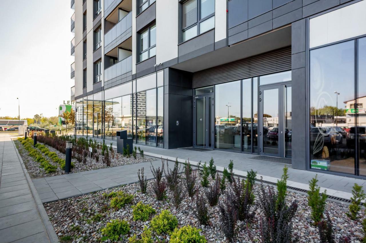 Apartments Aura Sky By Noclegi Renters Warschau Exterior foto
