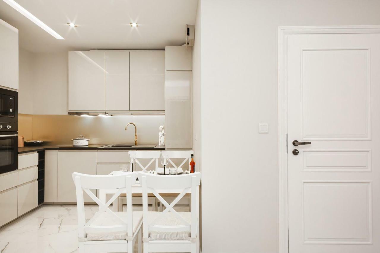 Apartments Aura Sky By Noclegi Renters Warschau Exterior foto